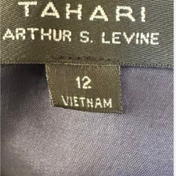 Tahari Arthur S Levine ladies size 12 NWT sleeveless dress - Picture 4 of 7